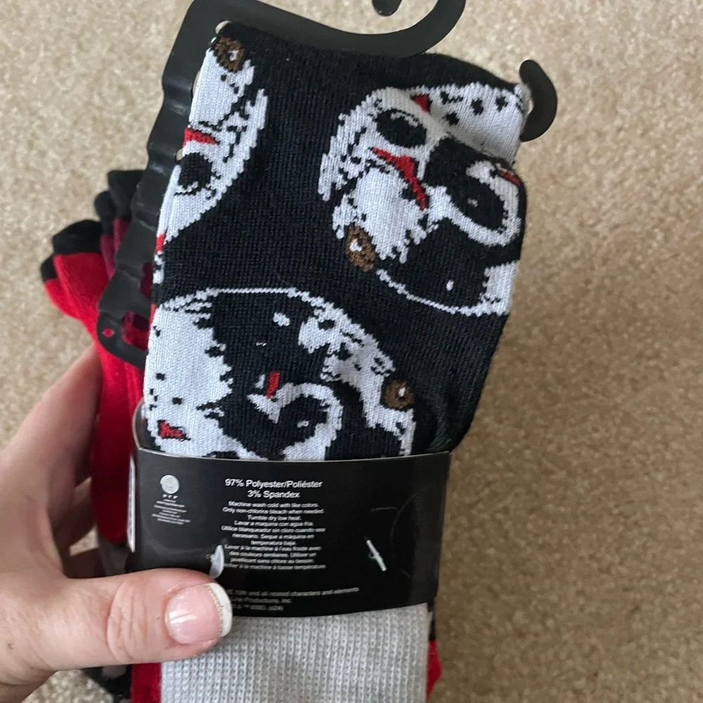 NWT 6 pack Friday the 13th Men's‎ Socks. Size 6-12